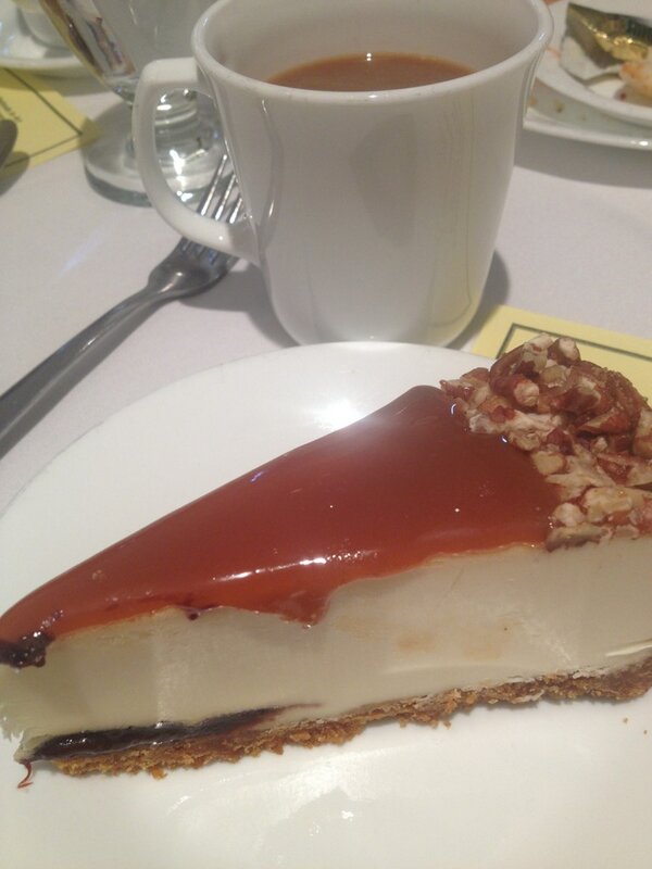 17pegs's tweet photo. Enjoying art &amp; cheesecake at EIU Media&amp;Methods #IAEA http://t.co/kZC1bxOdMd