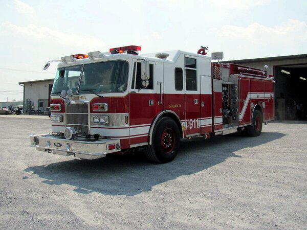 FireLineEquip's tweet image. Fully refurbished Pierce Pumper with new Whelen LED lighting package @wheleneng #piercefiretrucks