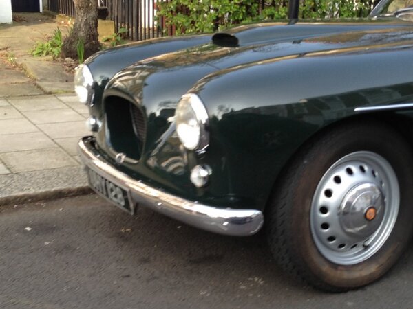 roachdesign's tweet image. 