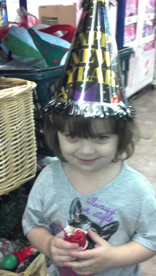 Nicole_fokos's tweet photo. #HAPPYNEWYEAR  lmfao🎉🎊 http://t.co/taOxtYeMp7
