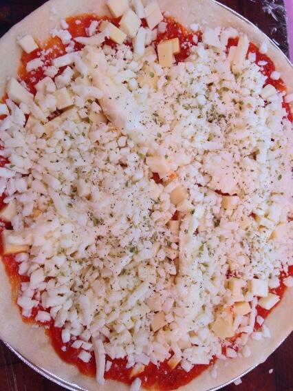Pizza quatre formatges