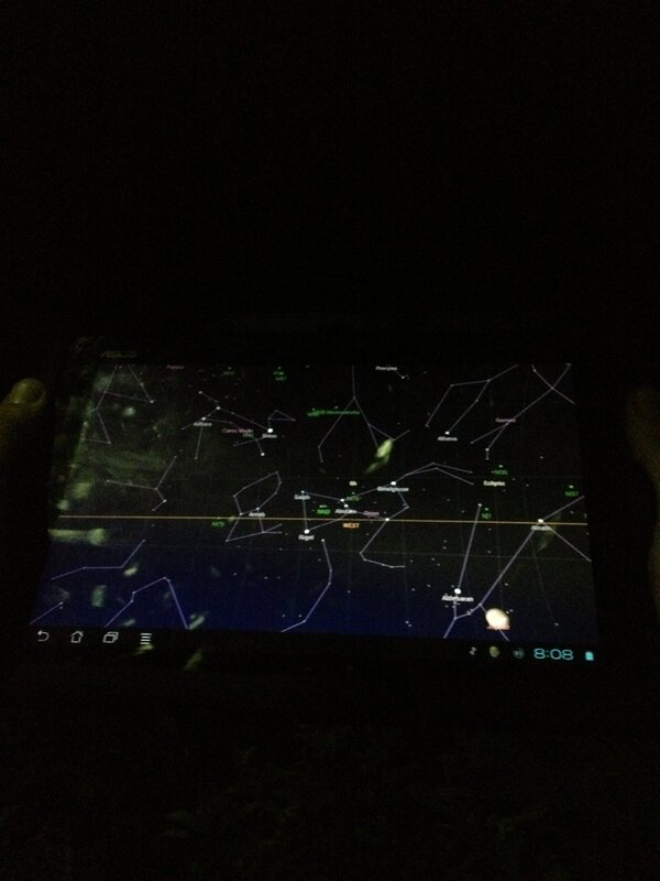 ElviaBustavino's tweet image. Nada mejor que el #GoogleSky para ver las constelaciones, estrellas y planetas! Lo máximo! Lo han usado?