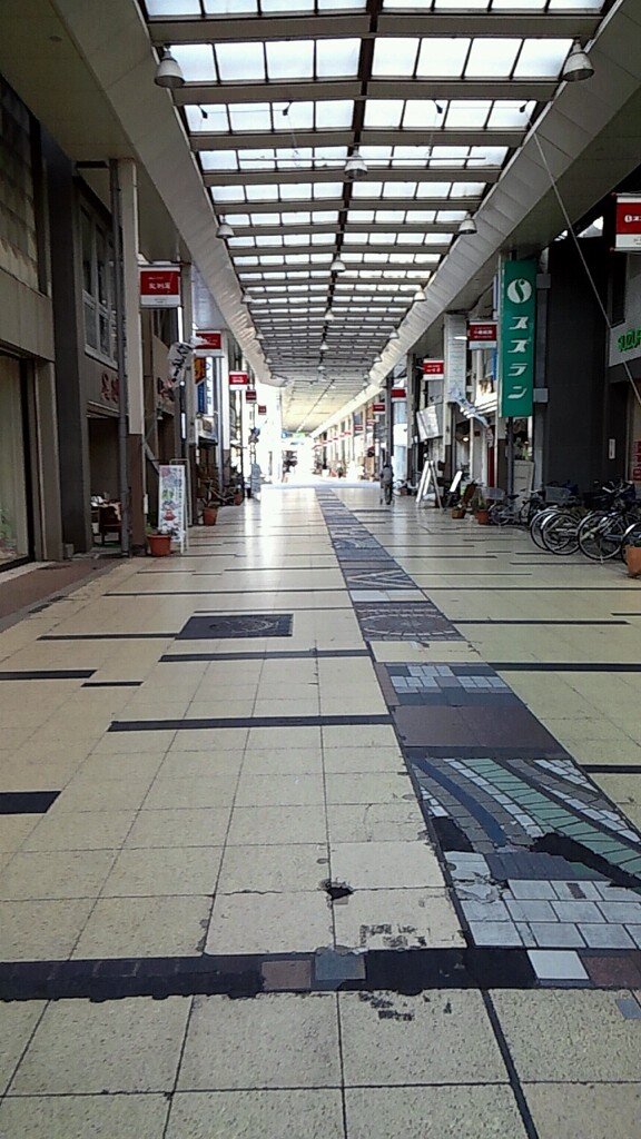 まんぐさん これが三浦春馬 出演中のタウンワークのcm撮影場所の本当の姿だグン 人が少ないから群馬県は撮影にピッタリの場所グン 群馬あるある Http T Co N2rodkajon