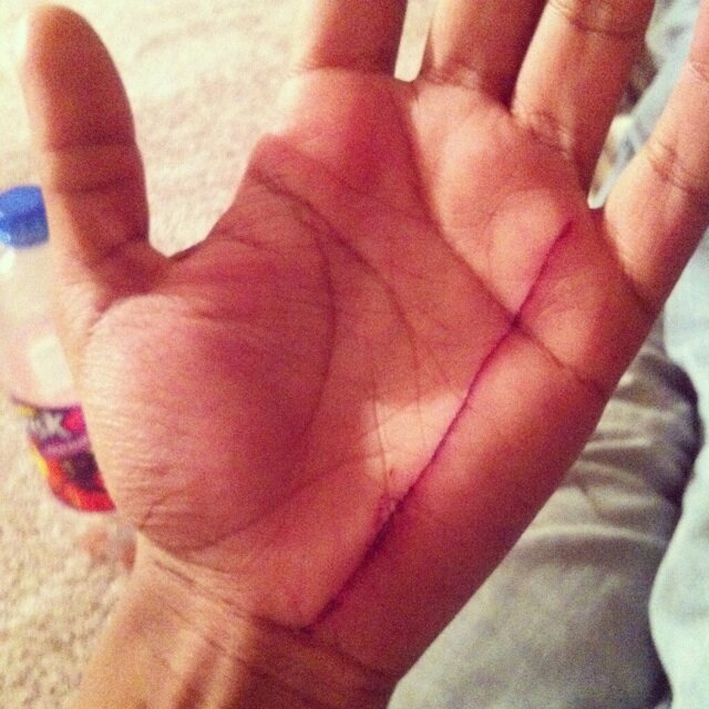 BEb1J7gCEAABDQg.jpg:large