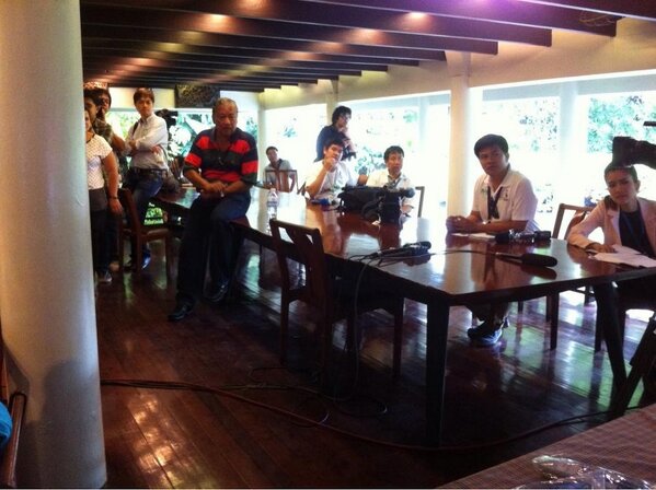 Khunying6395_KT's tweet image. ภาพบรรยากาศลุ้น ของคุณชาย ที่วังสวนผักกาดค่า