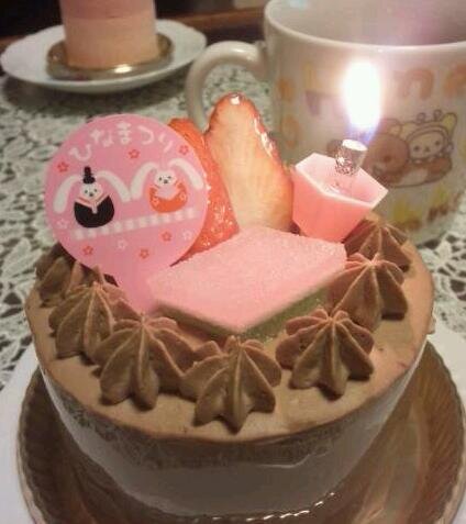 monpimam2's tweet photo. 一人娘のお雛様の御祝いを何一つ手作りしなかった…来年♪頑張ろ☆ http://t.co/1FIM9eptIi
