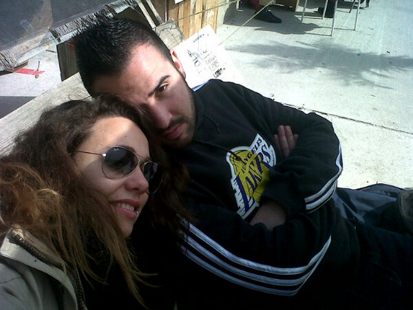 Soe_Ortega's tweet photo. Descubriendo madrid with @SERNAQUINTANA @Fran_Bolo #mercadodelacebada http://t.co/WUfuEqaVRl