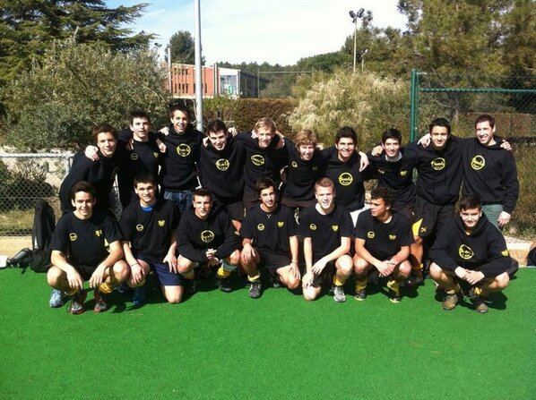 vallesjuvenil's tweet photo. #AtlèticNoNomésSonPrimersEquips #TotsFemAtlètic #Thunder http://t.co/h7wCNMpbFr