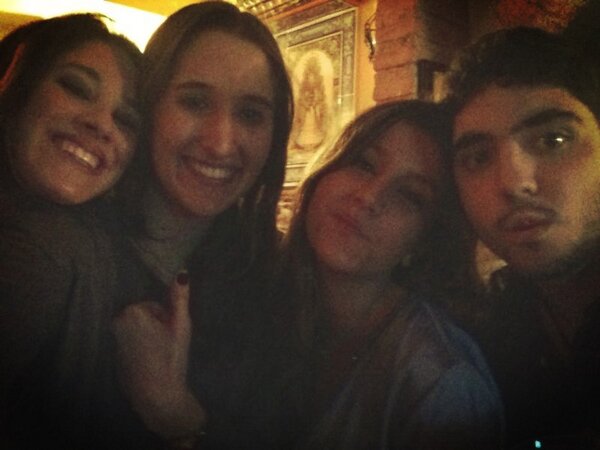 almumr's tweet photo. @tonisiegas @letimanzano @beadelafu http://t.co/H96mJ3wr3T
