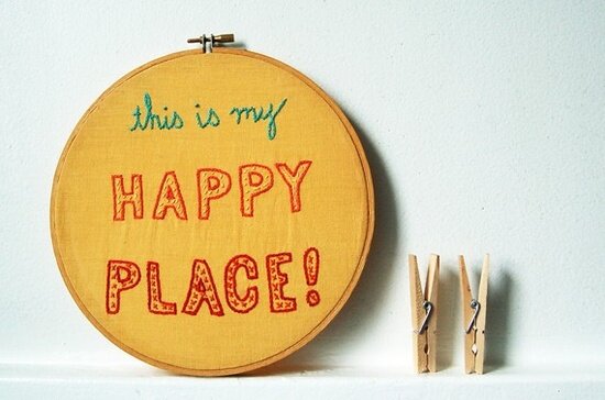 2RedHensStudio's tweet photo. Where is your happy place? http://t.co/knmb3pSYCt