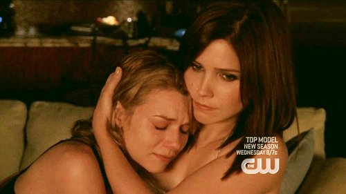 OTHpicquotes's tweet photo. "One of the hardest things in life is watching the person you love, love someone else." https://t.co/NVon4POVLe