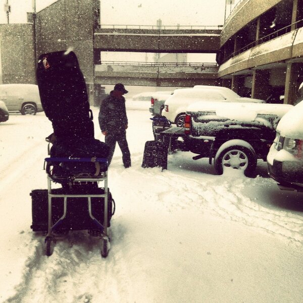 lukeulsifer's tweet photo. Just landed in Calgary glad to be home!! http://t.co/NxieIJO7YC