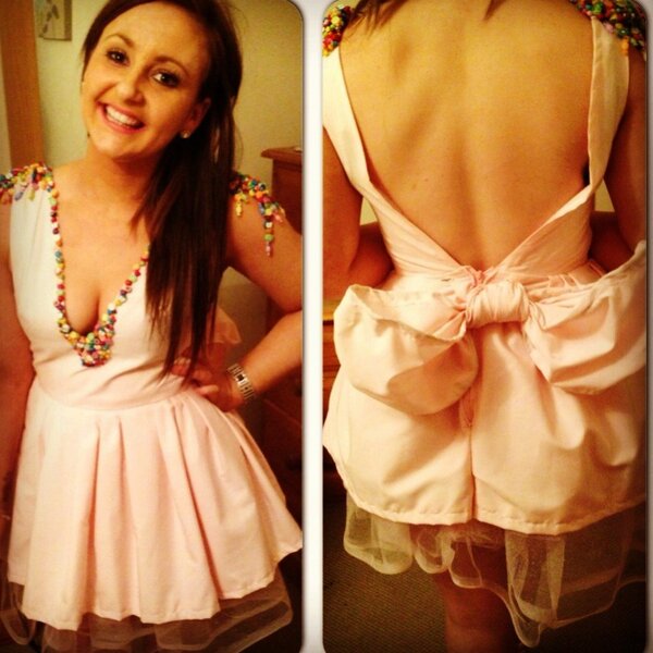 connorjamessco1's tweet photo. Aww Payge! #love #cute #pink @PaygeHoare http://t.co/JTwMsasErd