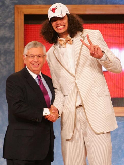 PissedDRose's tweet photo. Yea, Hi. I'm Joakim and I pulled down 17 boards after hitting a bong at half time. http://t.co/xj8HbaS4Ir