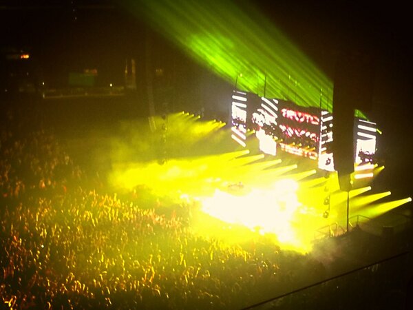 eirao's tweet image. My legs ache so bad. Thanx @tiesto for a wonderful night!!!!! #ClubLifeTour