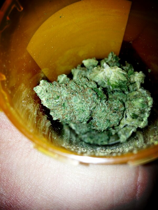 FriendsSmoke's tweet image. #loudAF