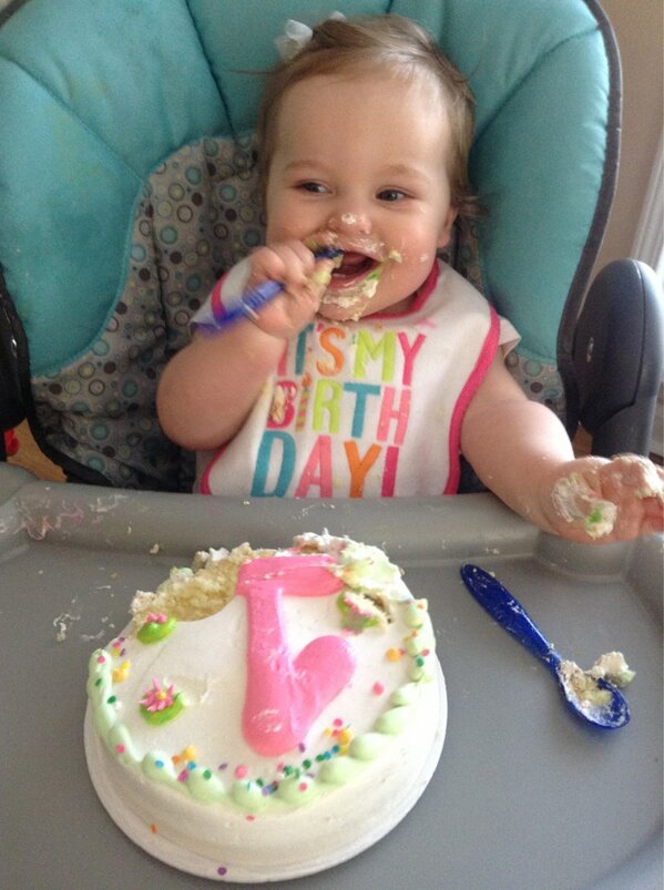 Dr_StarrMoss's tweet photo. Happy 1st birthday to my beautiful little girl! #itsmybirthday http://t.co/vsjyvNXSxT