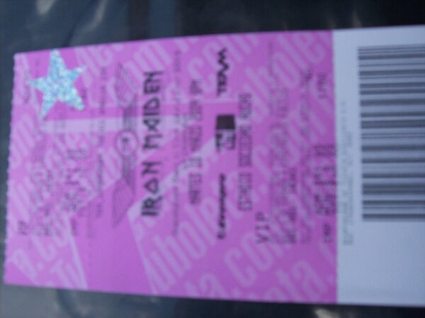 _UpTheIrons's tweet photo. #QuisieraIrAUnConciertoDe  IRON MAIDEN , QUIERO VOLVERTE A VER! -- cuando vinieron a mi pais <3 http://t.co/IvT0u2CdTI
