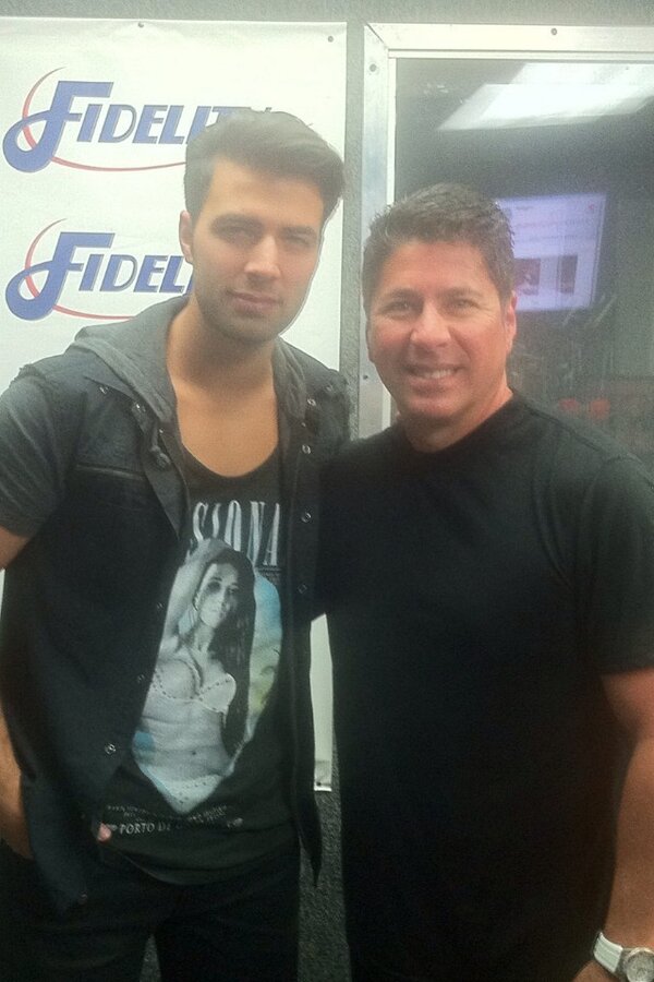 Jeancarlos Canela en Fidelity en Gozando y a las 2 pm en Dia@Dia por Telemundo