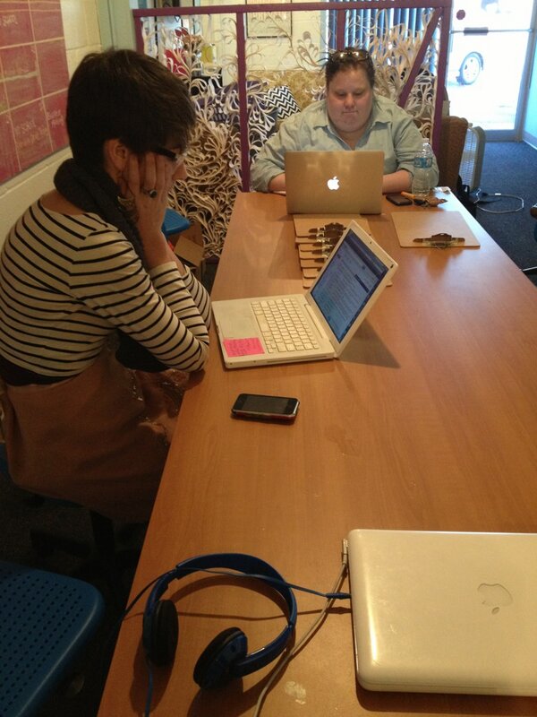 artfeeds's tweet image. The times are a'changing at #artfeedshq! Office space now relinquished to the awesome AF interns. #freshspace