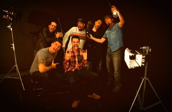 Watch Damien Crosse's leaked NSFW photo on TwXstars