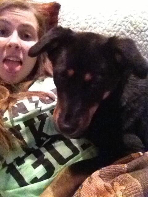 epurps13's tweet image. She's learning how to snug #foster #kayce 😊🐶