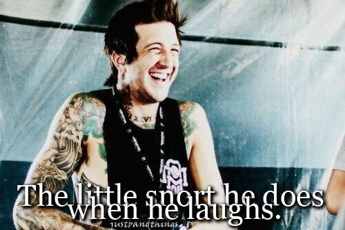 FakingFake_'s tweet image. e.e