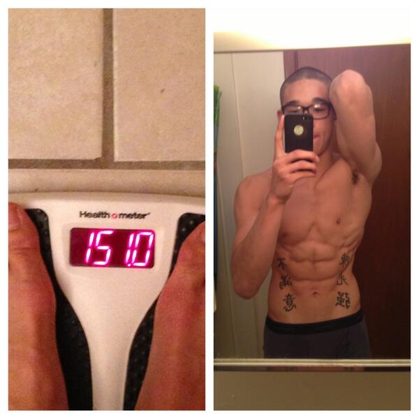 mrj_cgq's tweet image. Yes! #featherweightproblems #onweight #selfie #overjoyed