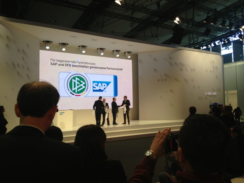 SAP und DFB beschließen Partnerschaft