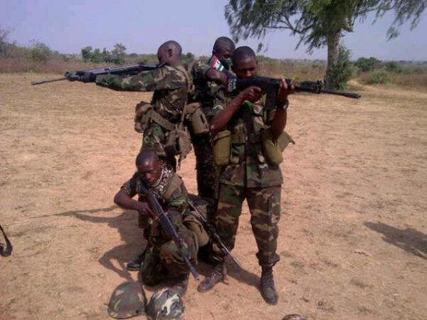 NNSSABK's tweet photo. Adesokan...#NNSSABK http://t.co/B66MVcCJMo