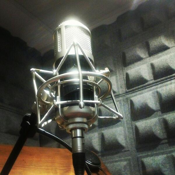 DoctorMastering's tweet photo. Buenos dias a todos!!! Semanita cargada de musica, locuciones y viceversa, que no decaiga!! Animo!!! http://t.co/RZF7UylacQ