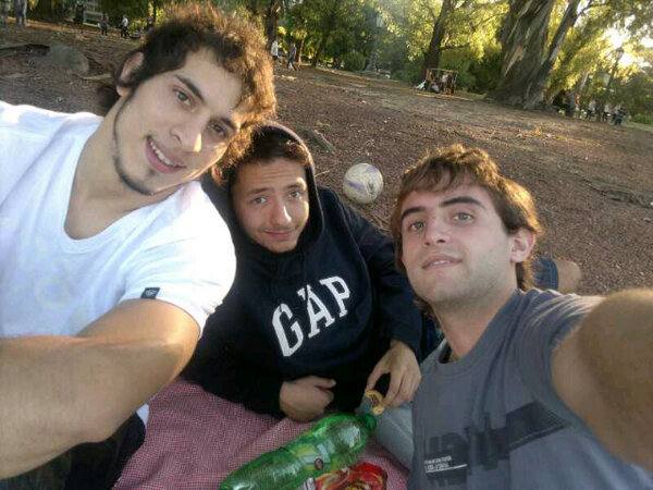 amargoskarate's tweet photo. Jejejeje alto finde con javi y matias http://t.co/jkyYxWvLir