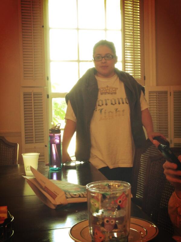 nicoledela's tweet image. She went to highland elementary school this morning #hershirt #howappropriate @ABCDEneffG