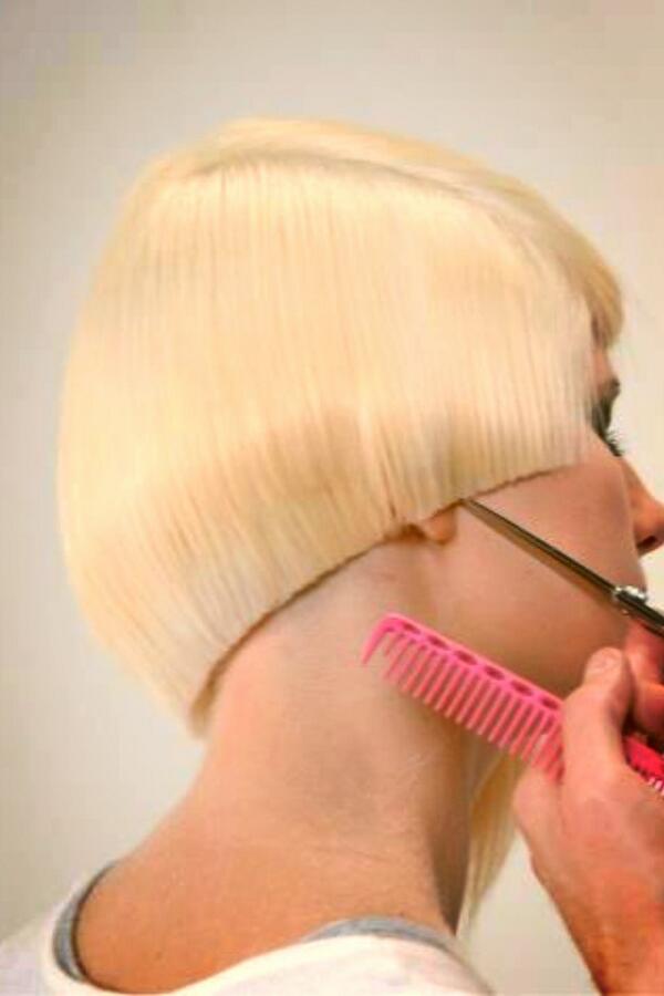 izzettabak's tweet photo. #erdemkiramer #akmerkez #aveda #hair #hairartist #show #fashion #izzethairstylist http://t.co/RlQ38kqKYF