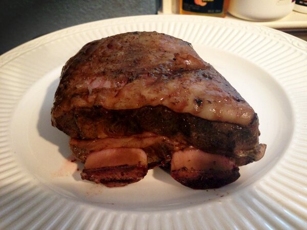 injuryexpert's tweet image. 72 hour short ribs. Just out. #fourhourchef