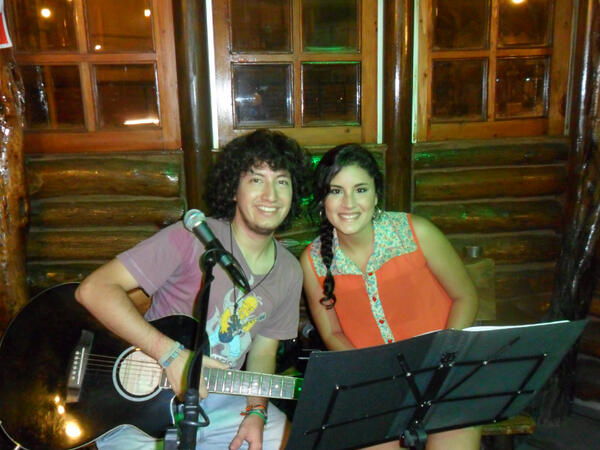 PastasMavery's tweet photo. Esta noche música en vivo con Alvaro y Silvana, los esperamos!! http://t.co/hh63zdVynX