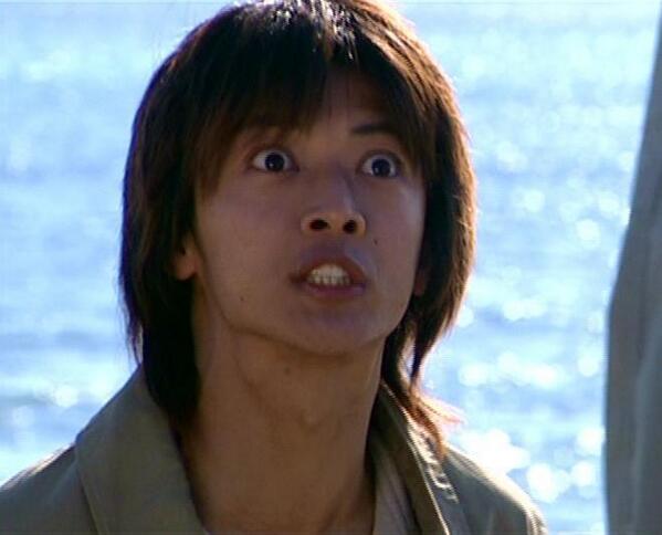 Twitter पर だびっど 剣崎くんにライダーと知られた相川 バラすぞと言われ そんなこと言えば俺は貴様をムッコロス これか たまにアイコンでも見かけるのはこの時の顔か セリフもそうですが顔ww インパクトあり過ぎた 仮面ライダー剣 Http T