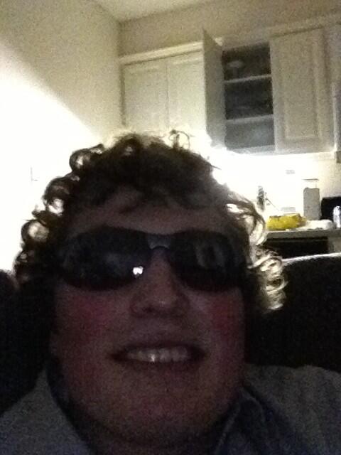 KenWebUofM4's tweet photo. Sorry brah nice shades tho #jag http://t.co/oDofmzj5DQ