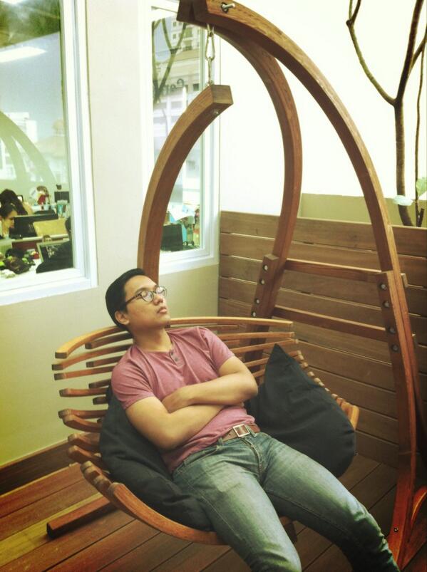 jonathanend's tweet image. Ini @adehazril kayaknya berat banget beban hidupnya. #norepost #tapiasli #terpampangnyata #shaaay