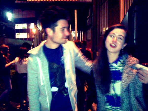 anabelwalker's tweet image. Photo attempt number 2 with the man @BASTILLEdan