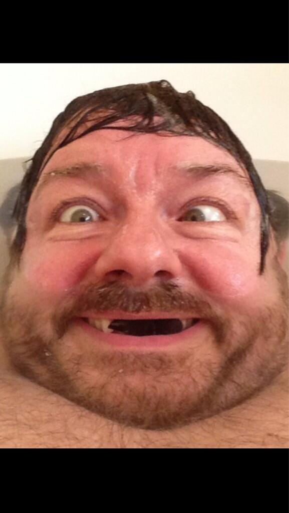 rickygervais's tweet photo. To commemorate the finale of #Derek tonight, I have done a souvenir #bathpic.
Pls RT as It is fucking staggering.. http://t.co/UBWGhUKME8