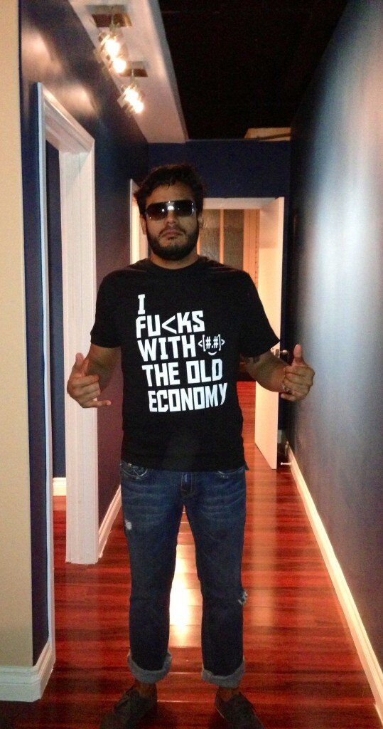 Sackalini's tweet image. #508studios last night. Chillin w @KTRUSA @EYEQHIFI @harlayb #kilo rockin that vintage #MathAddicts TY @ArithmaChic