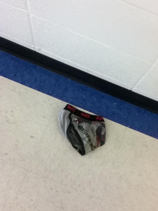 jennaskroski's tweet image. Spider-Man underwear in the hallway? #umokay? @lsultze_13