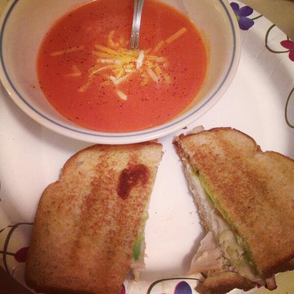 Cee3Bee's tweet image. Homemade turkey panini and tomato soup on a cold night #WeightWatchers #9pp #comfortfood