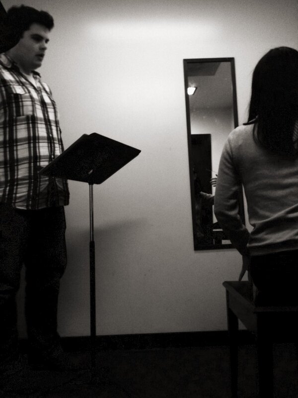 FPPartyCrashing's tweet image. Music rehearsals are going great! #PWCrehearsals