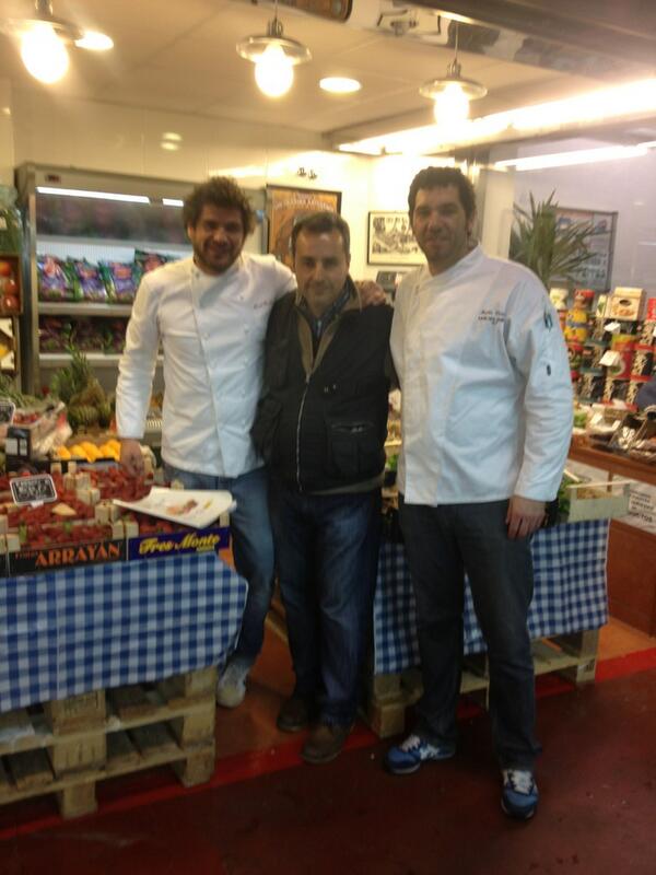 DavidReartes's tweet photo. Con nuestro frutero Pedro #mercadodelacebada http://t.co/MRbduxJu0h