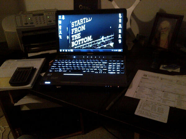 BirdsareChirpin's tweet image. Started from the bottom #officespace #niceprinter