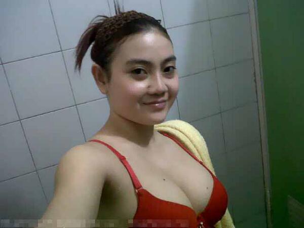 Анак мемакса ибу тикента. Anak bocah coli kontolanak bocah coli smp. Sotwe tetangga. Skandal artis indonesia 2020. Sotwe tetangga.