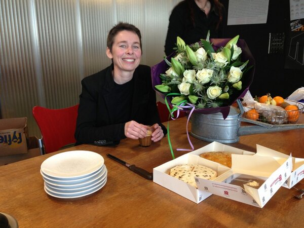 Nicole 10 jaar in dienst. Hiephiephoera!