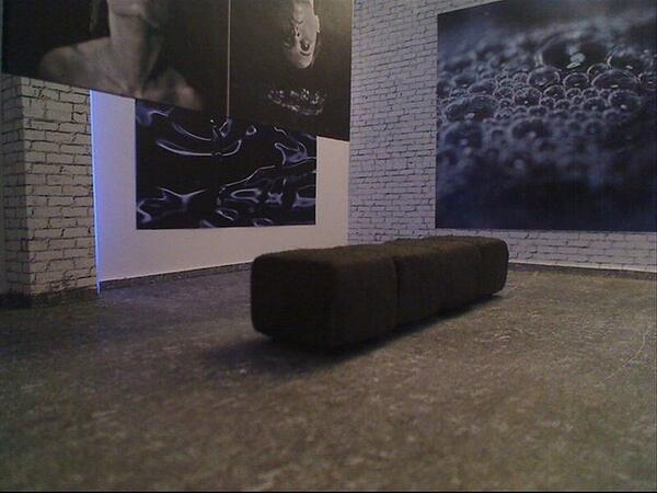Asidegallery's tweet photo. Szepty Kropel - Wystawa fotografii autorstwa Beaty Klimowicz http://t.co/47jrer0xQp http://t.co/3GWTekL1G3